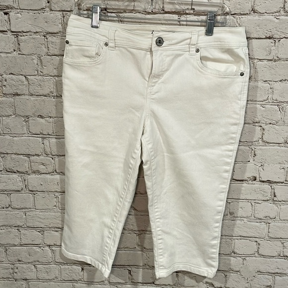 INC Denim Straight Leg Crop White Size 8 - Picture 1 of 6
